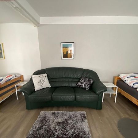 Ferienwohnung Mit Separatem Eingang Und Parkplatz, Ideal Fuer Handwerker Und Geschaeftsreisende Dorf Mecklenburg Exterior foto